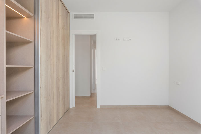 Image No.28-3 Bed Villa for sale