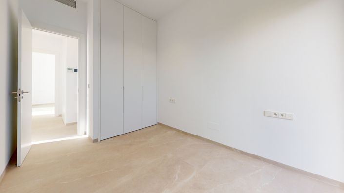 Image No.40-3 Bed Villa for sale