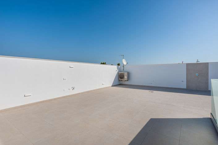 Image No.5-3 Bed Villa for sale