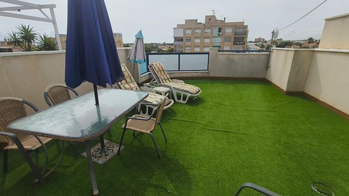 Image No.17-2 Bed Apartment for sale