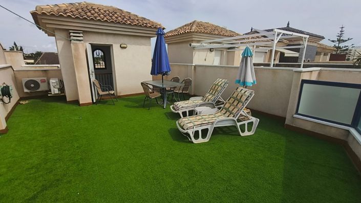 Image No.22-2 Bed Apartment for sale