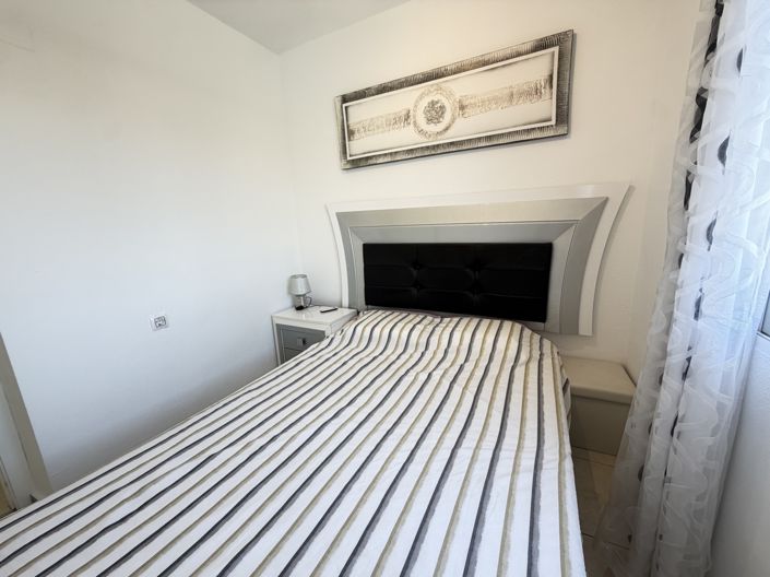 Image No.12-3 Bed Apartment for sale