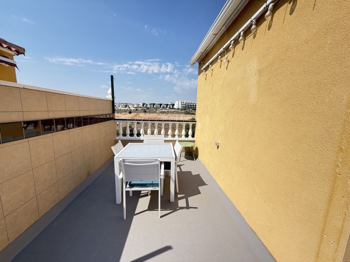 Image No.17-3 Bed Apartment for sale