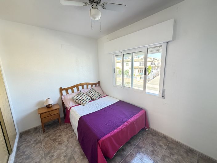 Image No.14-3 Bed Townhouse for sale