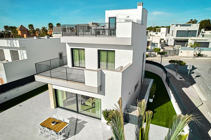 Image No.8-3 Bed Villa for sale