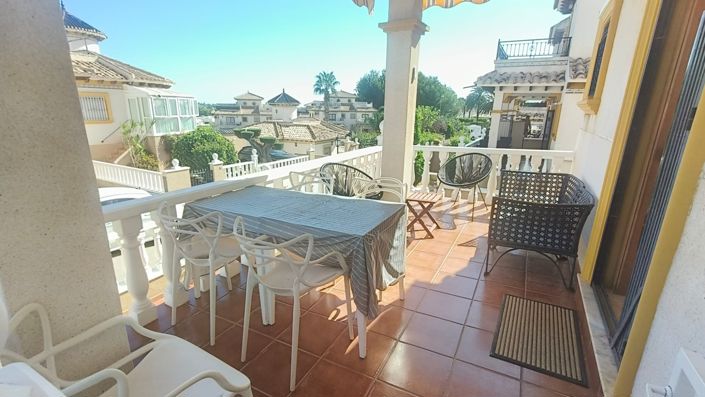Image No.11-2 Bed Townhouse for sale