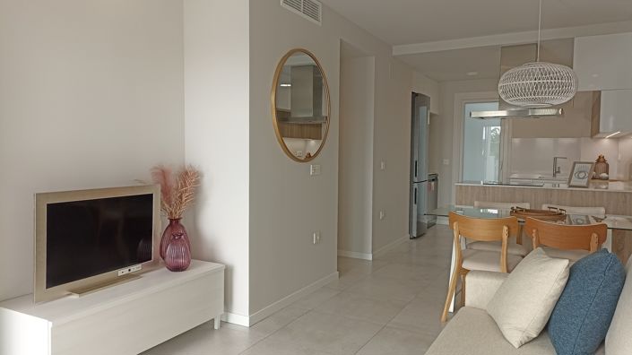 Image No.12-2 Bed Apartment for sale