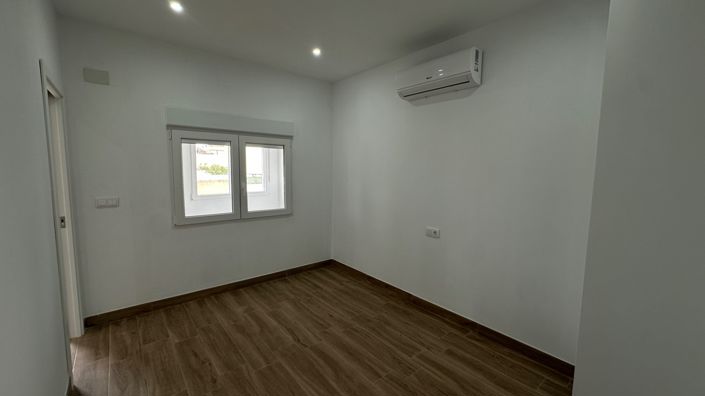 Image No.13-1 Bed Apartment for sale