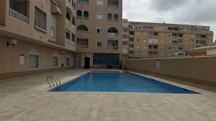 Image No.24-1 Bed Apartment for sale