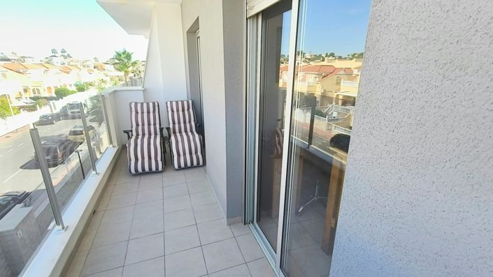 Image No.14-3 Bed Apartment for sale