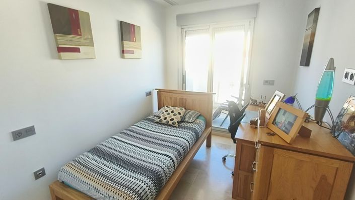 Image No.19-3 Bed Apartment for sale