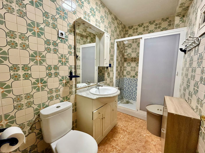 Image No.28-2 Bed Apartment for sale