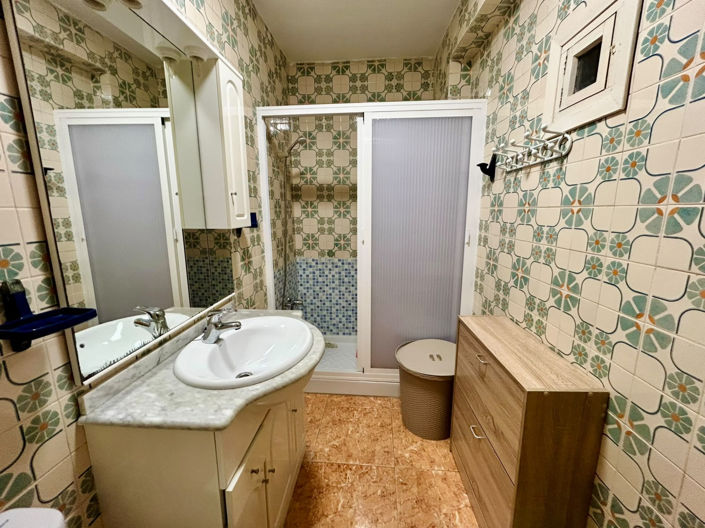 Image No.29-2 Bed Apartment for sale