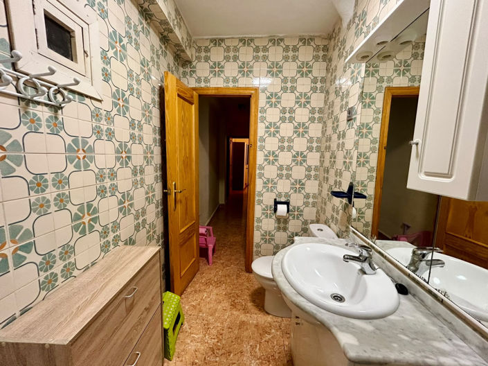 Image No.30-2 Bed Apartment for sale