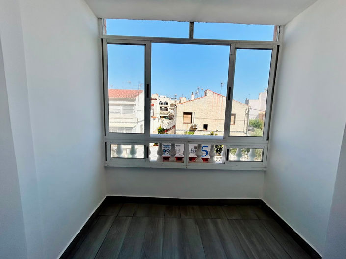 Image No.22-2 Bed Apartment for sale