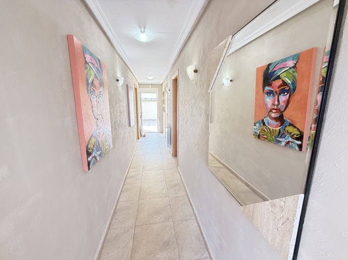 Image No.25-4 Bed Villa for sale