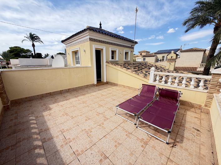 Image No.45-4 Bed Villa for sale