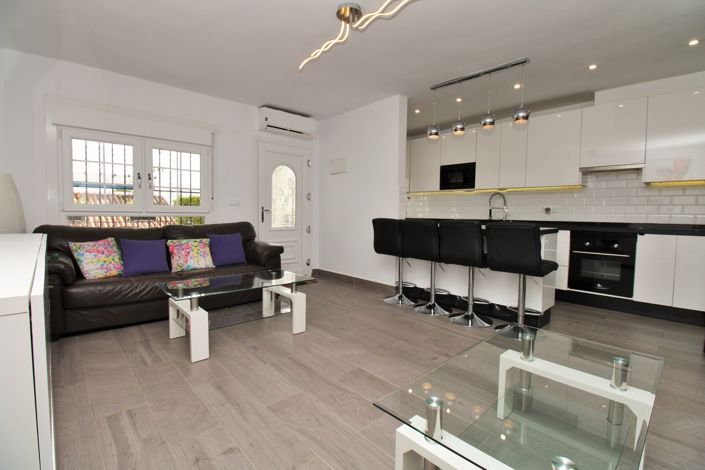 Image No.7-3 Bed Townhouse for sale