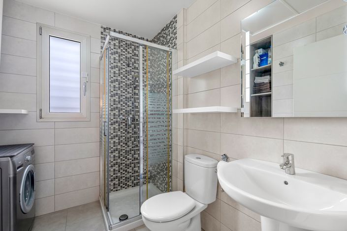 Image No.28-2 Bed Apartment for sale