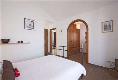 casa-lila-master-bedroom-1
