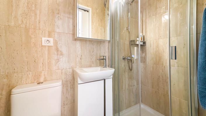 Image No.26-6 Bed Villa for sale