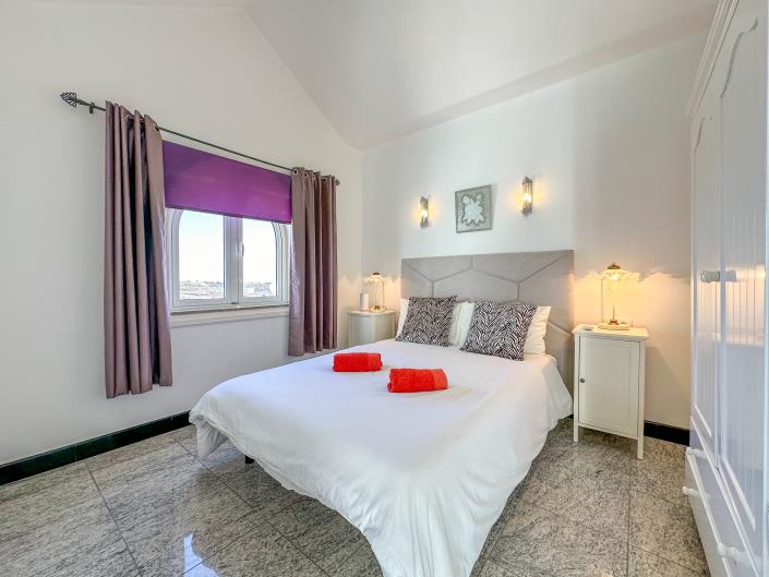 Image No.27-6 Bed Villa for sale