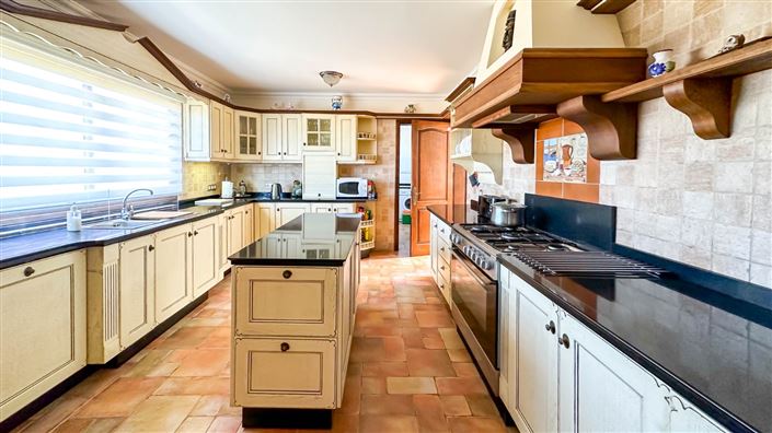 Image No.17-4 Bed Villa for sale