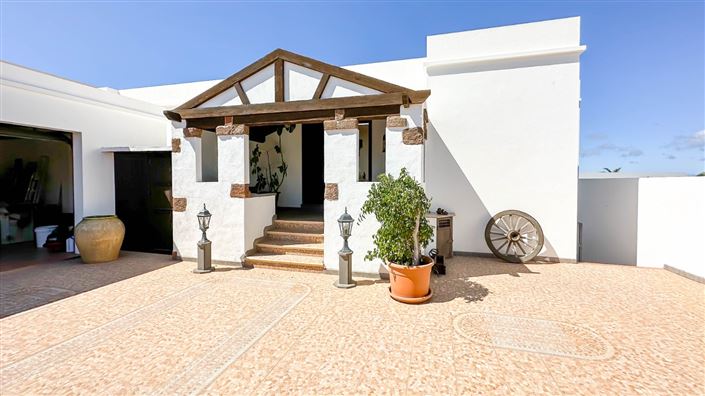 Image No.29-4 Bed Villa for sale