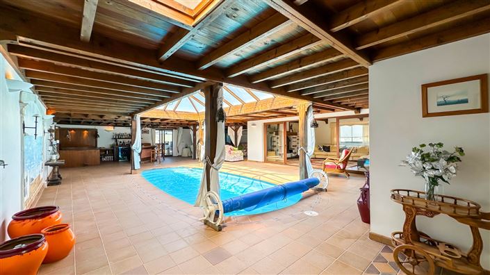 Image No.2-4 Bed Villa for sale