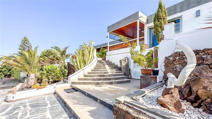 Image No.34-5 Bed Villa for sale