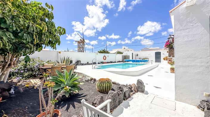 Image No.12-Villa de 4 chambres à vendre à Guime