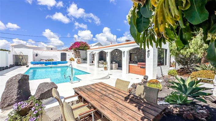 Image No.4-Villa de 4 chambres à vendre à Guime