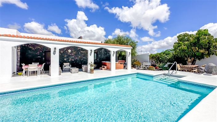 Image No.7-Villa de 4 chambres à vendre à Guime