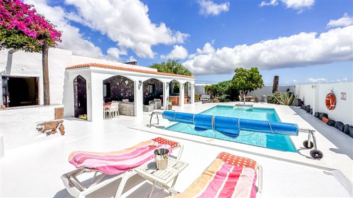 Image No.8-Villa de 4 chambres à vendre à Guime