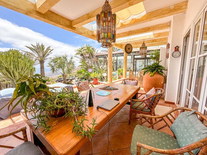 Image No.13-6 Bed Villa for sale