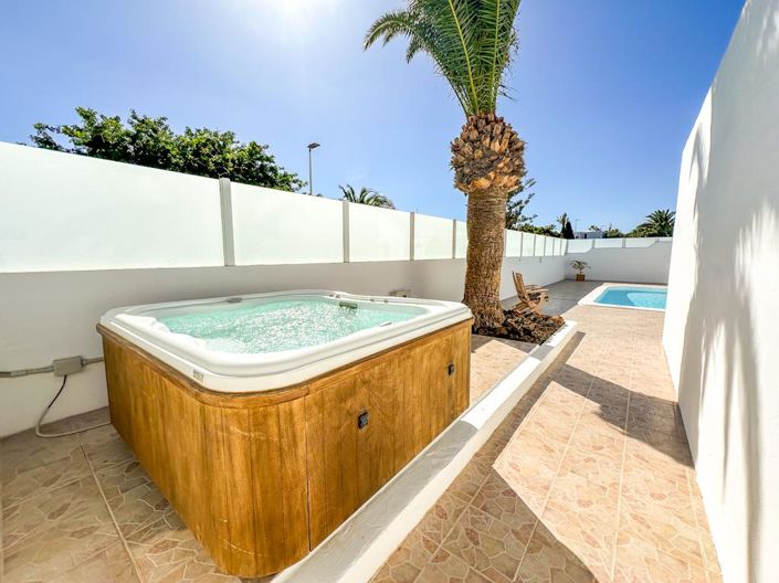 Image No.11-3 Bed Villa for sale