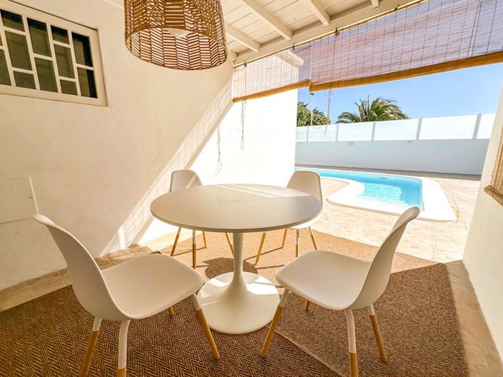 Image No.3-3 Bed Villa for sale