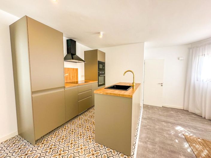 Image No.21-3 Bed Villa for sale