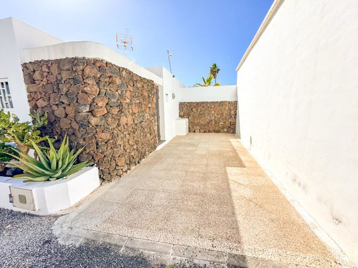 Image No.34-3 Bed Villa for sale