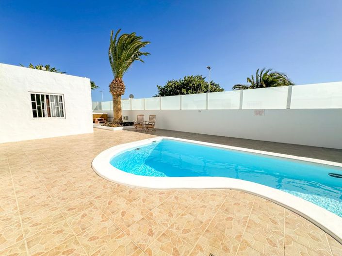 Image No.9-3 Bed Villa for sale