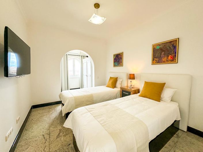 Image No.16-6 Bed Villa for sale