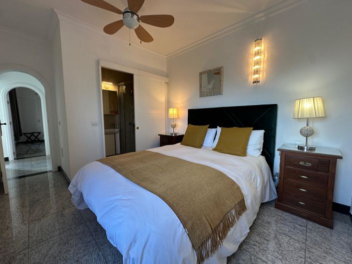 Image No.20-6 Bed Villa for sale