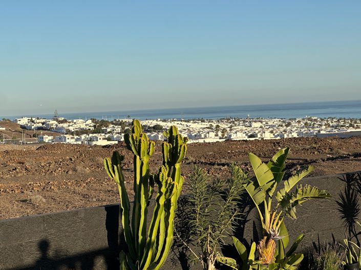 Image No.30-6 Bed Villa for sale