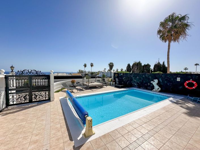 Image No.6-6 Bed Villa for sale