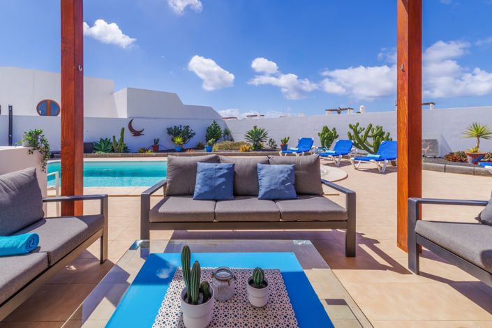 Image No.10-5 Bed Villa for sale