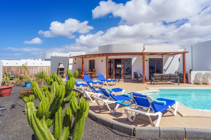 Image No.11-5 Bed Villa for sale