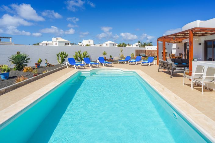 Image No.8-5 Bed Villa for sale