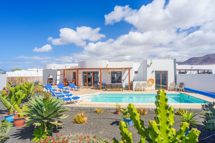 Image No.9-5 Bed Villa for sale