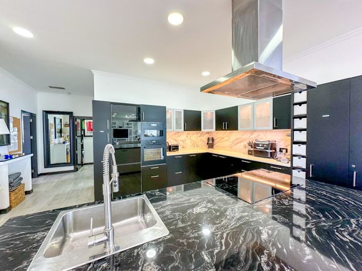 Image No.19-Villa de 4 chambres à vendre à Costa Teguise