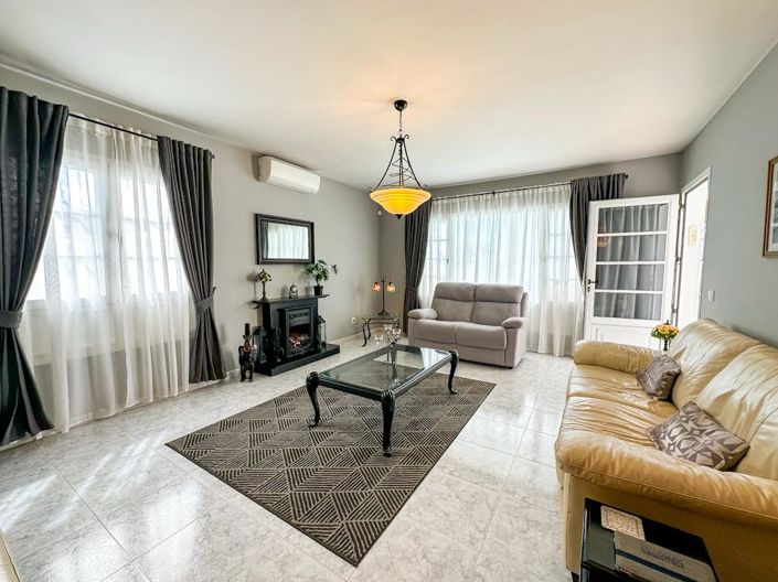 Image No.13-3 Bed Villa for sale